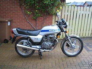 Honda CB250n